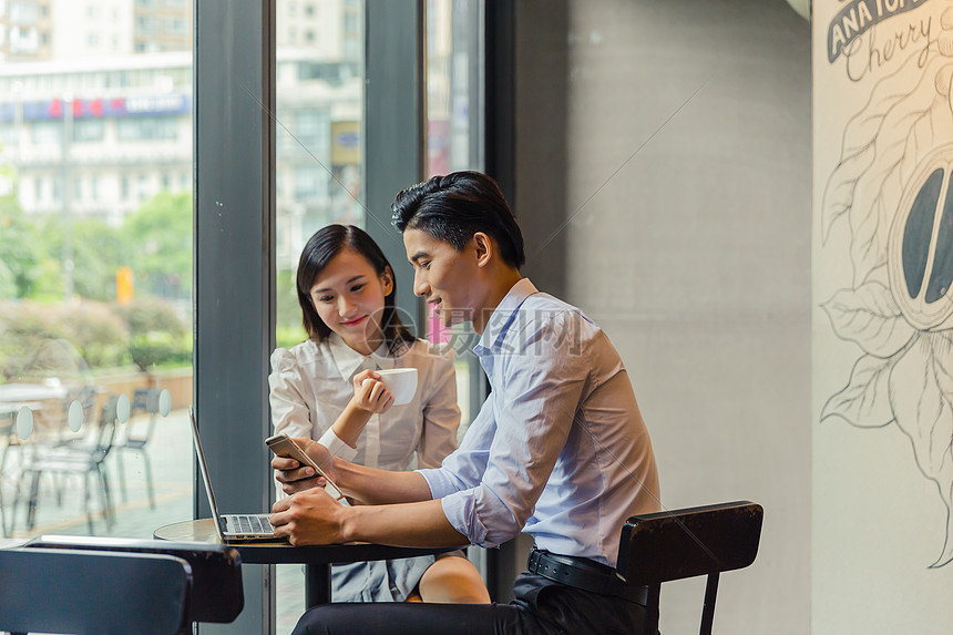 逼空行情再现?Paramount Skydance(PSKY.US)在两日内上涨48%,分析师表示“难以理解”