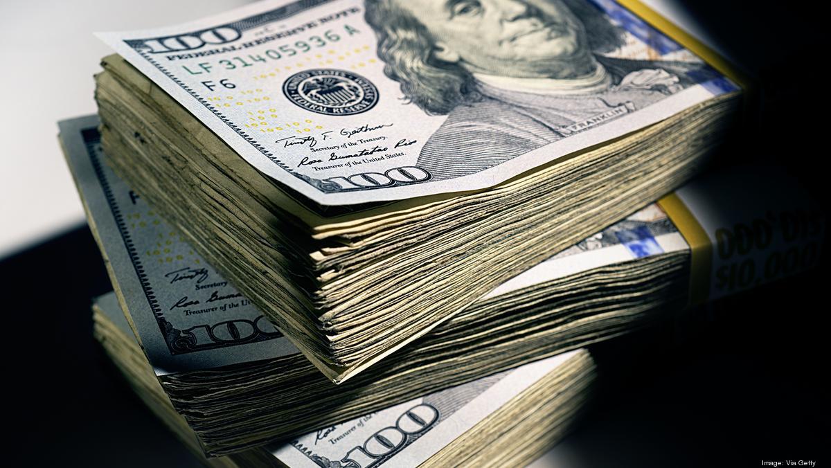 苹果要做桌面机器人？库克：新产品“很快推出”